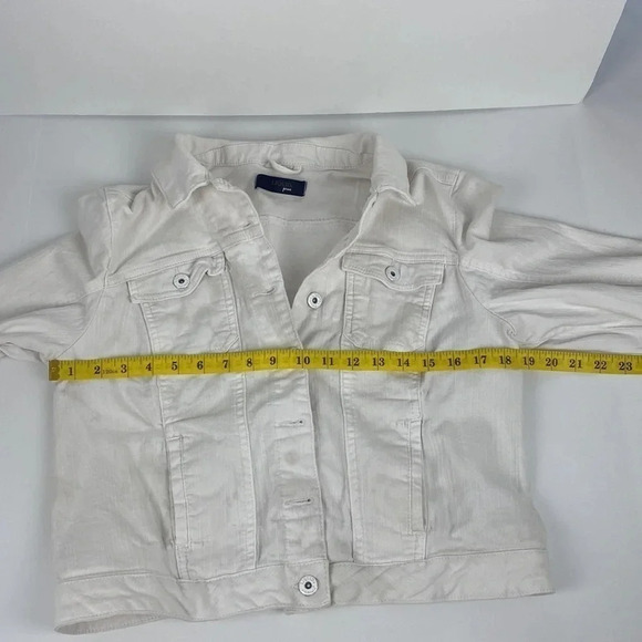 2/$25White button up fitted white denim  cropped Y2K mini jean jacket sz medium - Picture 6 of 17